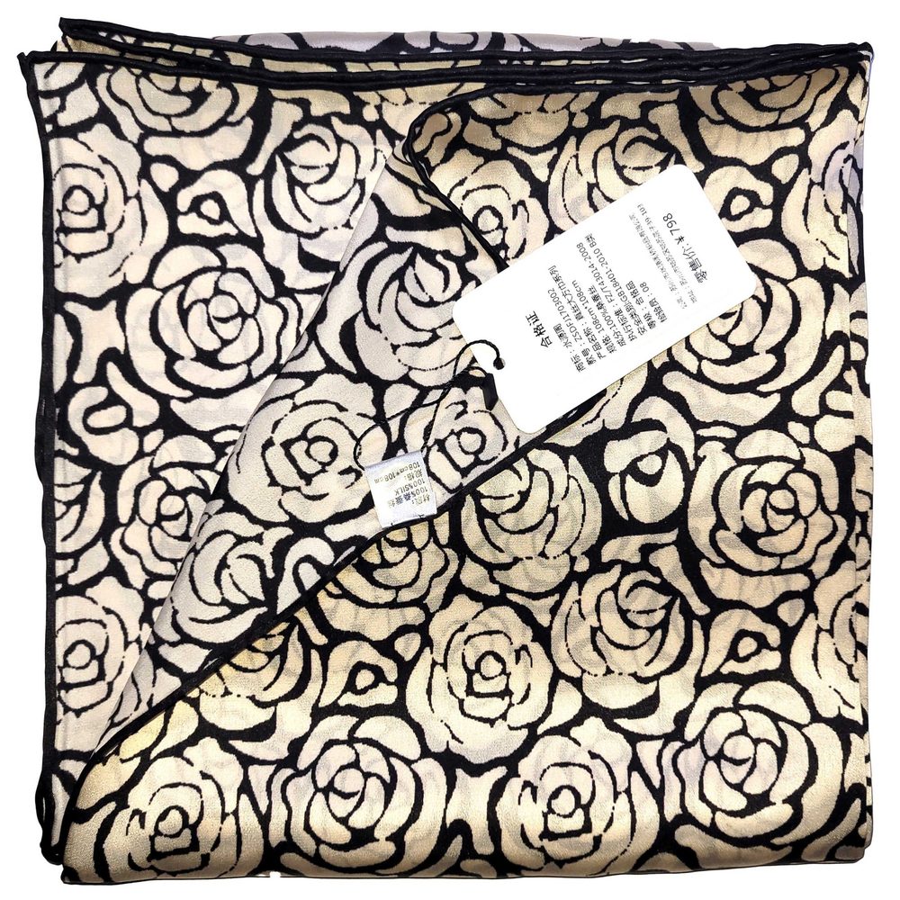 NWT Genuine 100% Mulberry Silk Satin Scarf 41"x41" Large Square Shawl 5966 - Picture 2 of 6